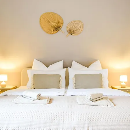 Appartement Boho-apartment - Feel Like Home, Tiny Bathroom & Garage, 60m2 *