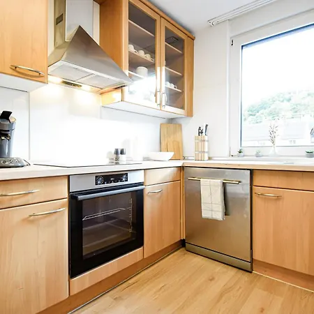 Apartment Boho-apartment - Feel Like Home, Tiny Bathroom & Garage, 60m2 *