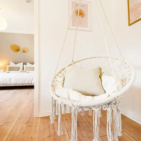 Boho-apartment - Feel Like Home, Tiny Bathroom & Garage, 60m2 Muhlacker
