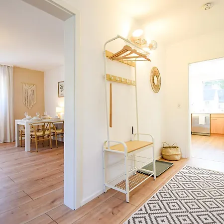 Apartment Boho-apartment - Feel Like Home, Tiny Bathroom & Garage, 60m2 *