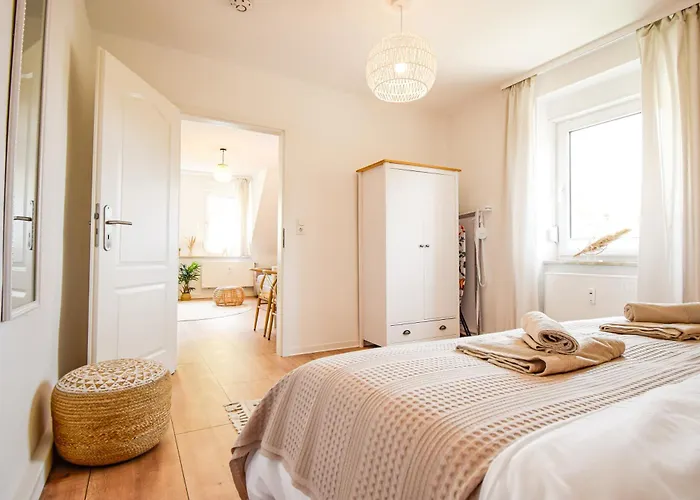 Boho-apartment - Feel Like Home, Tiny Bathroom & Garage, 60m2