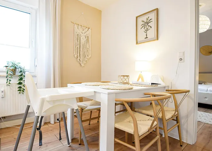 Apartment Boho-apartment - Feel Like Home, Tiny Bathroom & Garage, 60m2