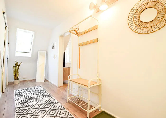 Boho-apartment - Feel Like Home, Tiny Bathroom & Garage, 60m2