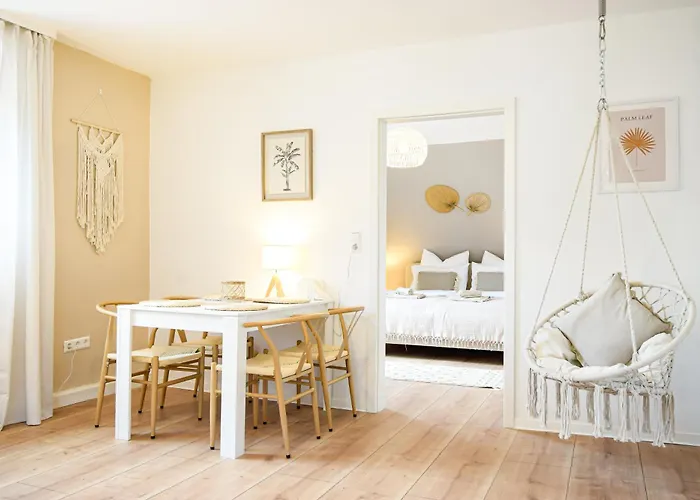 Boho-apartment - Feel Like Home, Tiny Bathroom & Garage, 60m2 Mühlacker