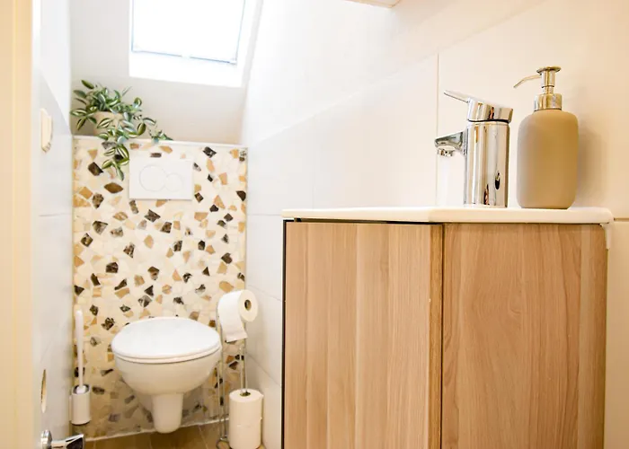 Boho-apartment - Feel Like Home, Tiny Bathroom & Garage, 60m2 Mühlacker